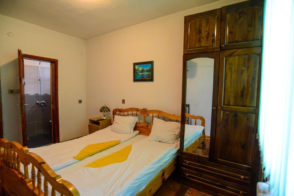 Topuzovi Guest House Dobriniste Szoba fotó