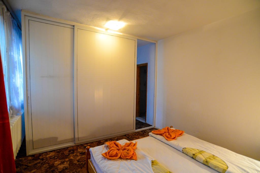 Topuzovi Guest House Dobriniste Szoba fotó