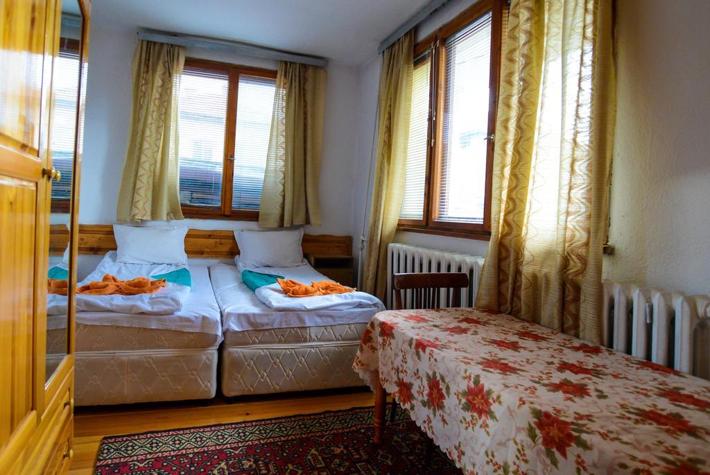 Topuzovi Guest House Dobriniste Szoba fotó