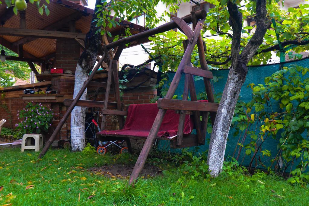 Topuzovi Guest House Dobriniste Kültér fotó